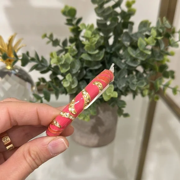 Pink Rhin Cache Bangle - Picture 7 of 7